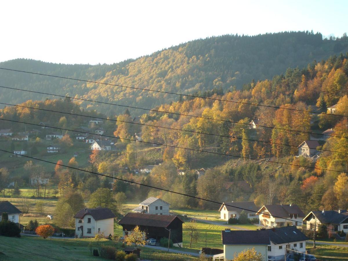 Bed and Breakfast La Petite Chouette Rochesson Exterior foto